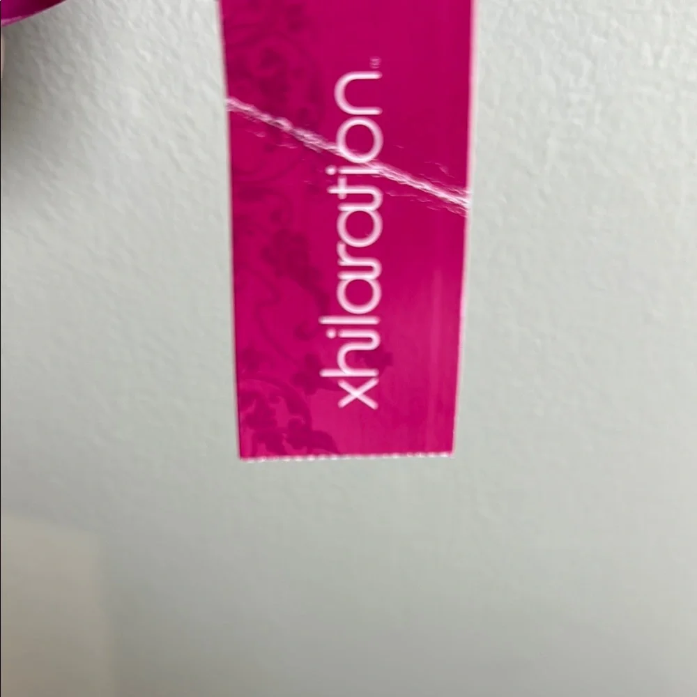 NEW‎ Xhiliration Push-Up Bikini Top - Picture 2 of 6